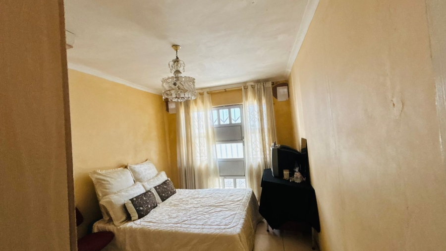 4 Bedroom Property for Sale in Newlands West KwaZulu-Natal