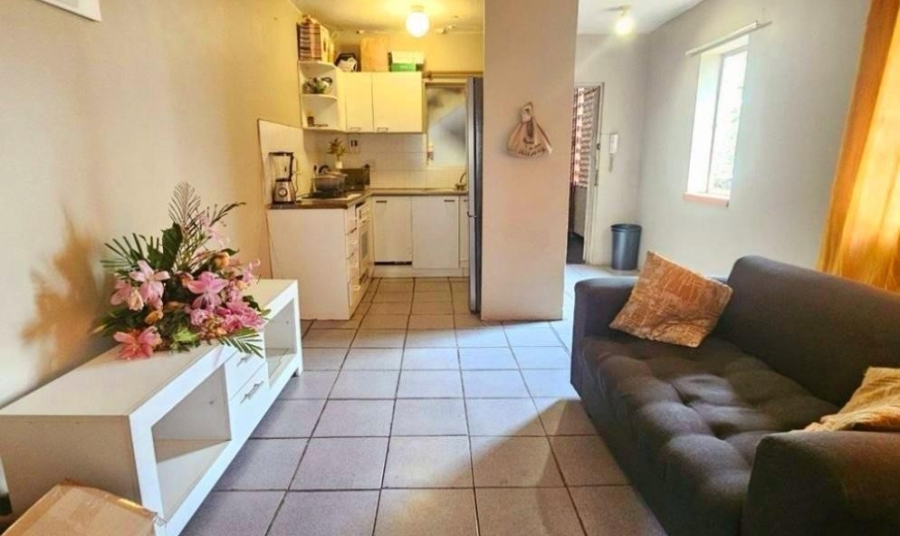 1 Bedroom Property for Sale in Essenwood KwaZulu-Natal