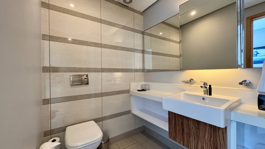 2 Bedroom Property for Sale in Umhlanga KwaZulu-Natal