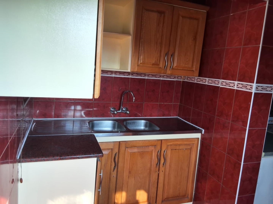 5 Bedroom Property for Sale in Veld En Vlei KwaZulu-Natal