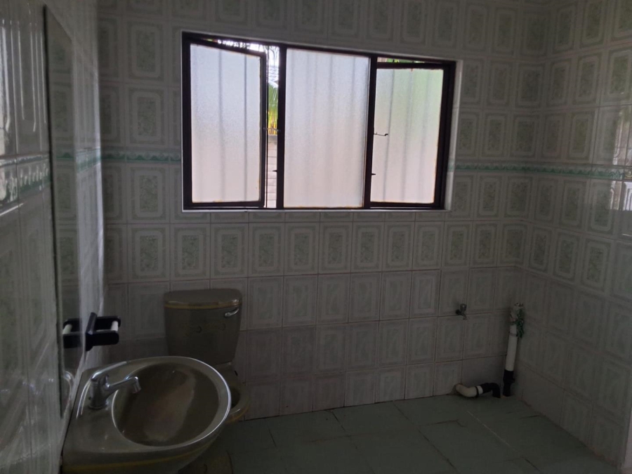 5 Bedroom Property for Sale in Veld En Vlei KwaZulu-Natal