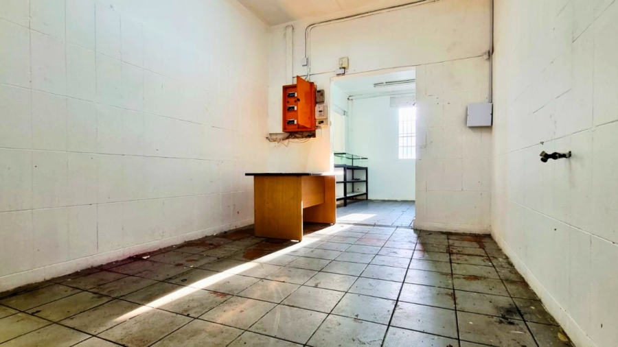 To Let Commercial Property for Rent in Riverhorse Valley KwaZulu-Natal