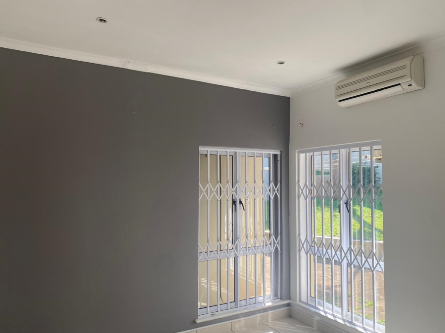 5 Bedroom Property for Sale in Ballito KwaZulu-Natal
