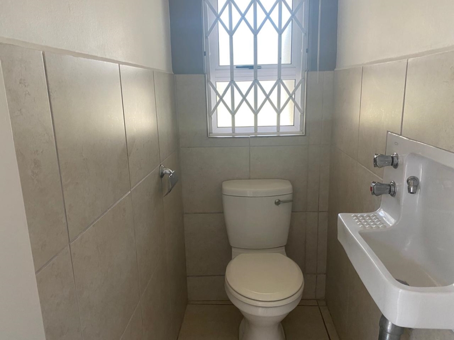 5 Bedroom Property for Sale in Ballito KwaZulu-Natal