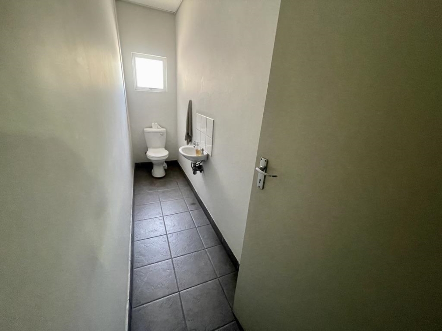 To Let Commercial Property for Rent in Briardene KwaZulu-Natal