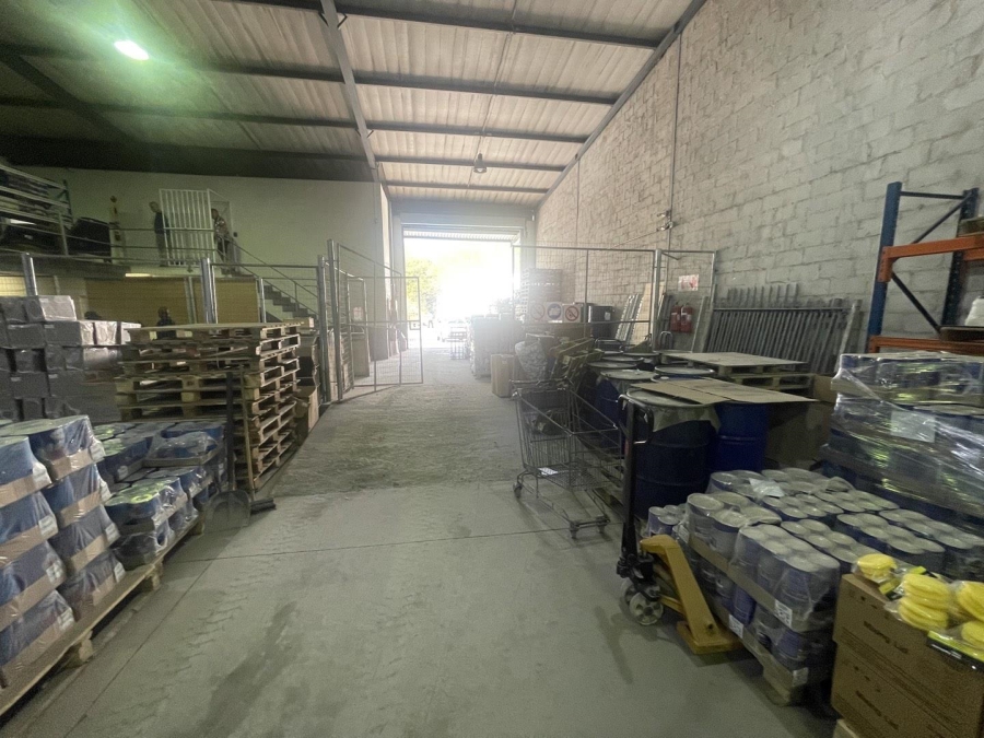 To Let Commercial Property for Rent in Briardene KwaZulu-Natal