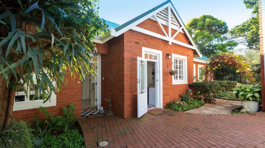 4 Bedroom Property for Sale in Mount Edgecombe Country Estate KwaZulu-Natal