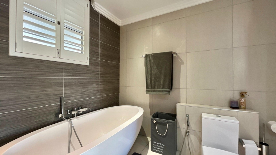 3 Bedroom Property for Sale in Umhlanga KwaZulu-Natal