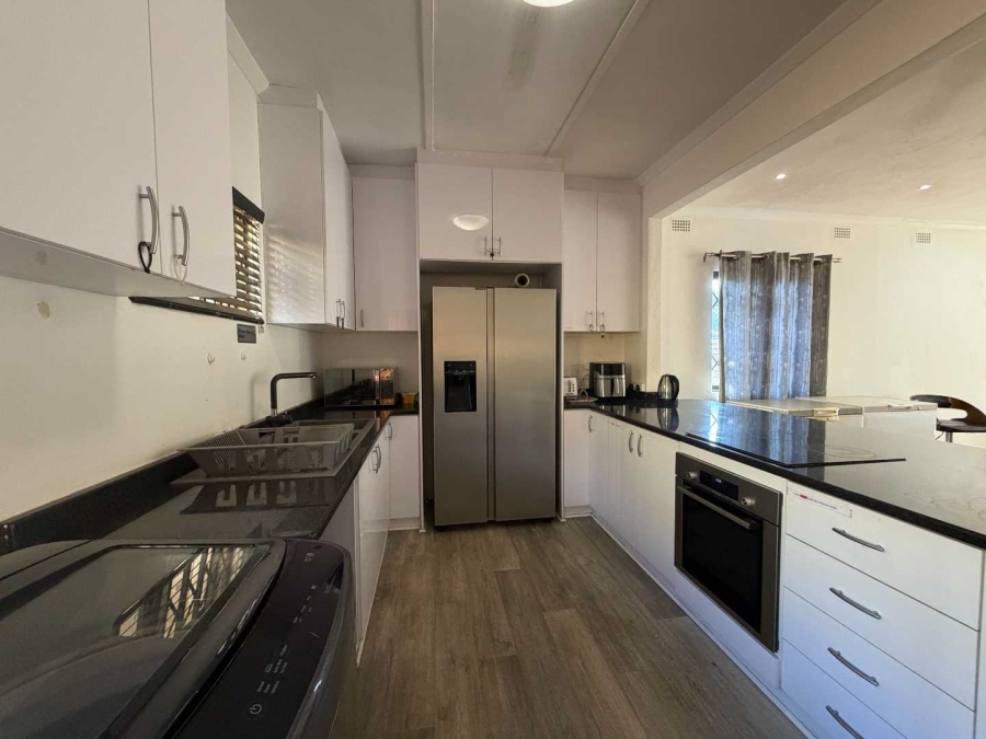 5 Bedroom Property for Sale in Park Hill KwaZulu-Natal