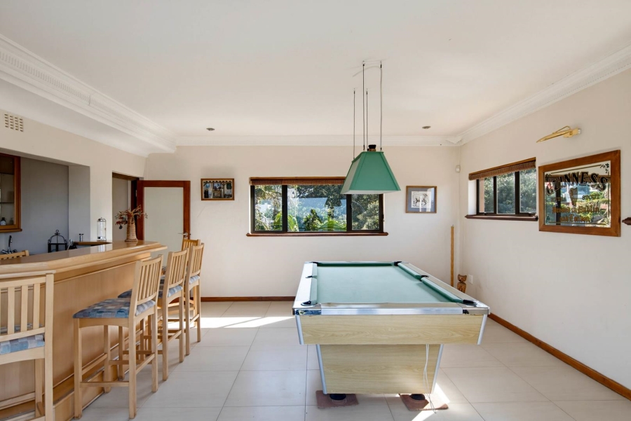 5 Bedroom Property for Sale in Umhlanga KwaZulu-Natal