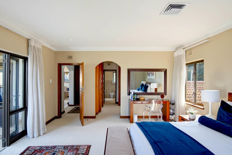 5 Bedroom Property for Sale in Umhlanga KwaZulu-Natal