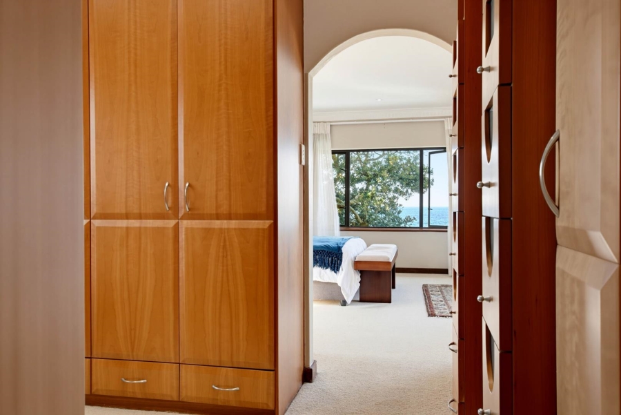 5 Bedroom Property for Sale in Umhlanga KwaZulu-Natal