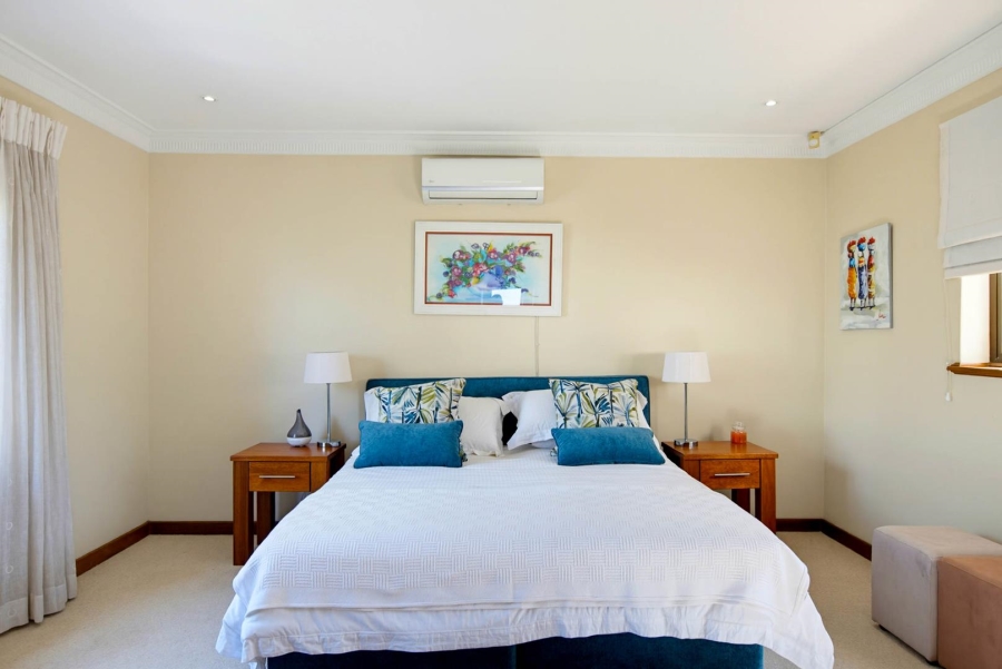 5 Bedroom Property for Sale in Umhlanga KwaZulu-Natal