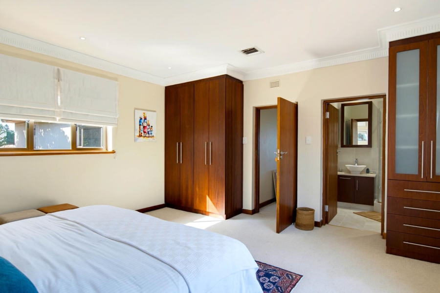 5 Bedroom Property for Sale in Umhlanga KwaZulu-Natal