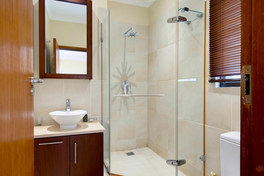 5 Bedroom Property for Sale in Umhlanga KwaZulu-Natal