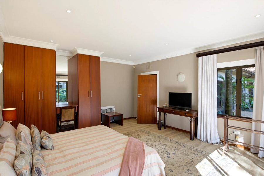 5 Bedroom Property for Sale in Umhlanga KwaZulu-Natal