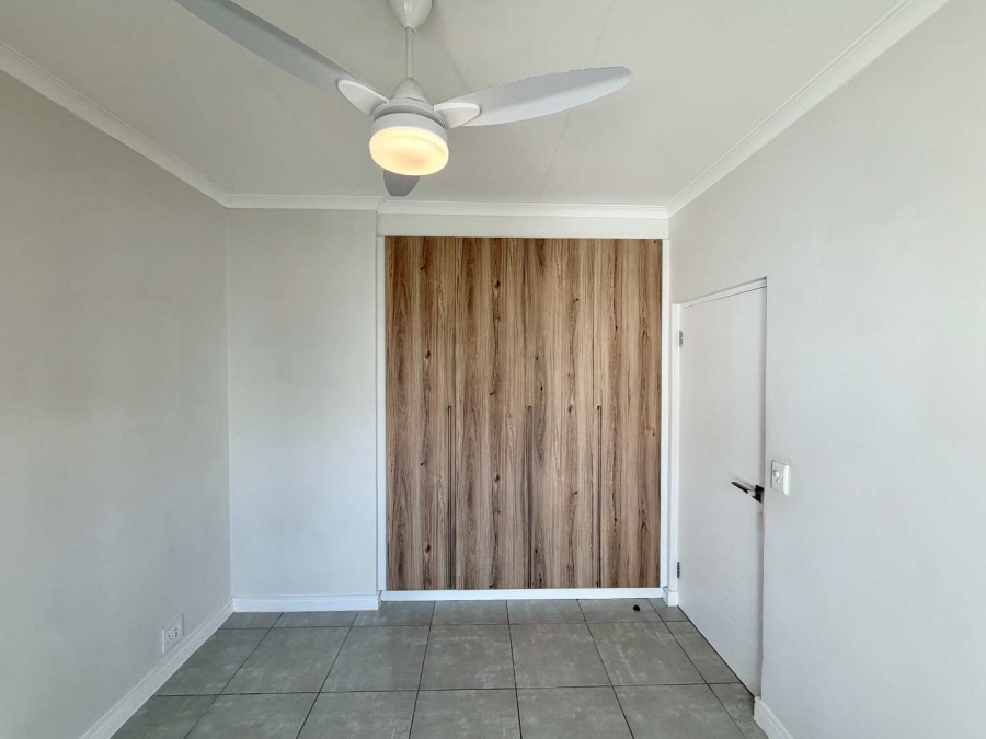 2 Bedroom Property for Sale in Ballitoville KwaZulu-Natal