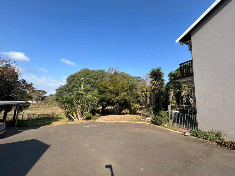 To Let 1 Bedroom Property for Rent in Crestholme KwaZulu-Natal