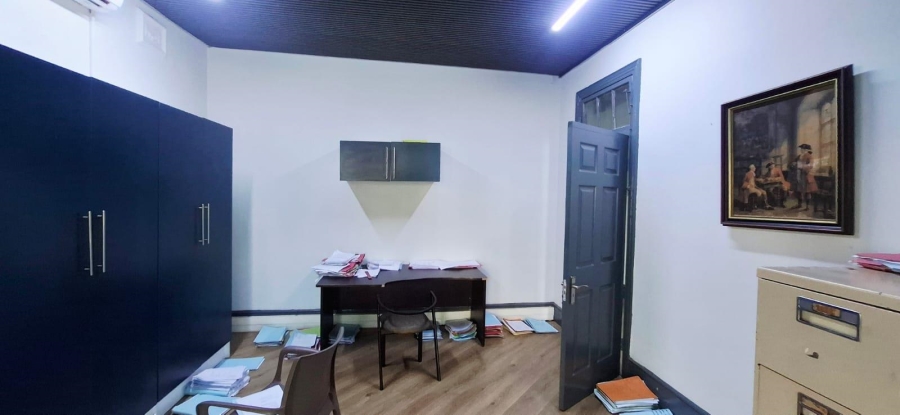 To Let Commercial Property for Rent in Berea KwaZulu-Natal