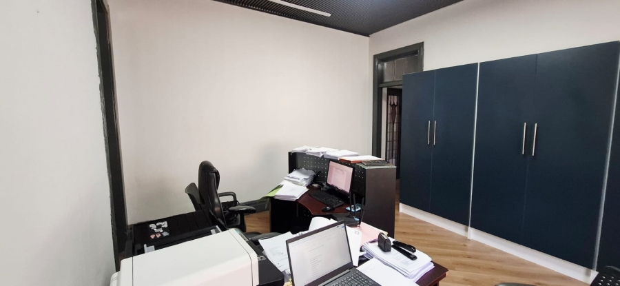 To Let Commercial Property for Rent in Berea KwaZulu-Natal