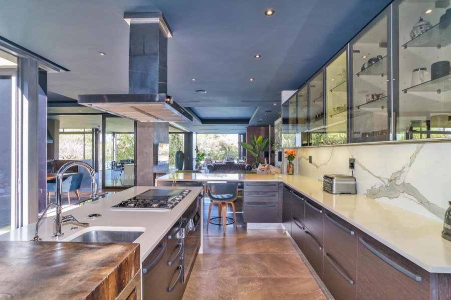 5 Bedroom Property for Sale in Umhlanga KwaZulu-Natal