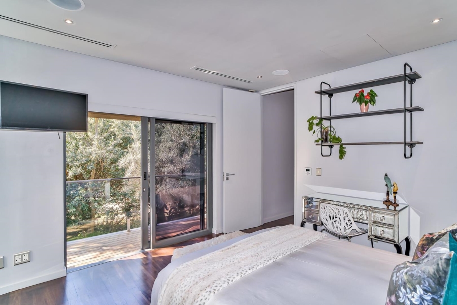 5 Bedroom Property for Sale in Umhlanga KwaZulu-Natal