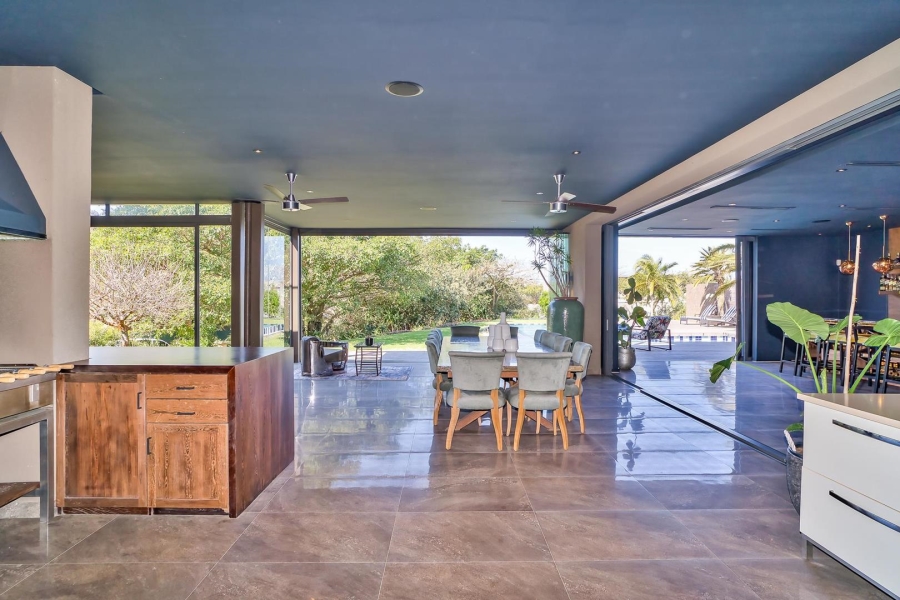 5 Bedroom Property for Sale in Umhlanga KwaZulu-Natal