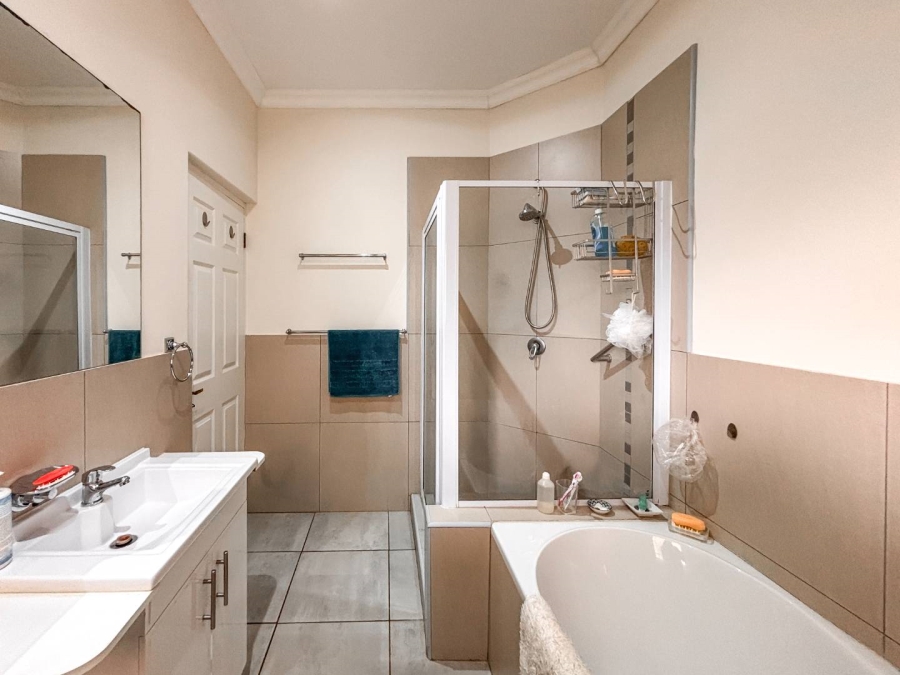 2 Bedroom Property for Sale in Howick North KwaZulu-Natal