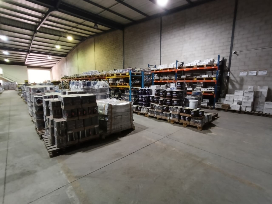 To Let Commercial Property for Rent in Briardene KwaZulu-Natal