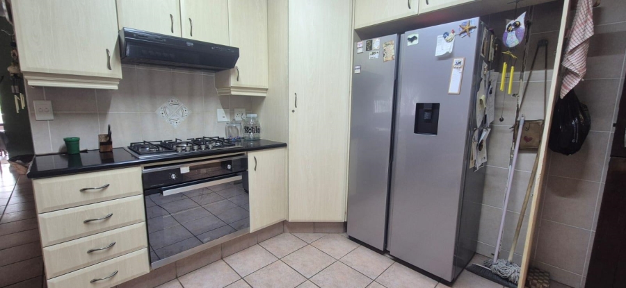 4 Bedroom Property for Sale in Glenmore KwaZulu-Natal