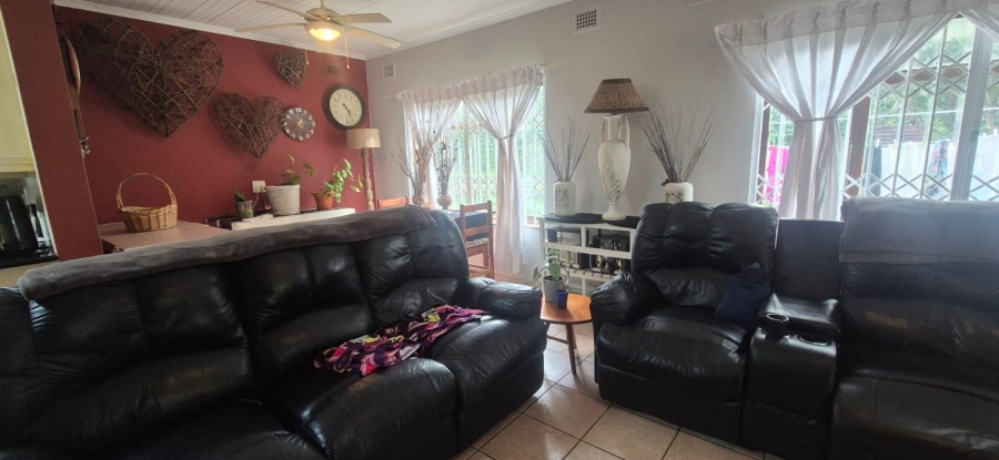 4 Bedroom Property for Sale in Glenmore KwaZulu-Natal