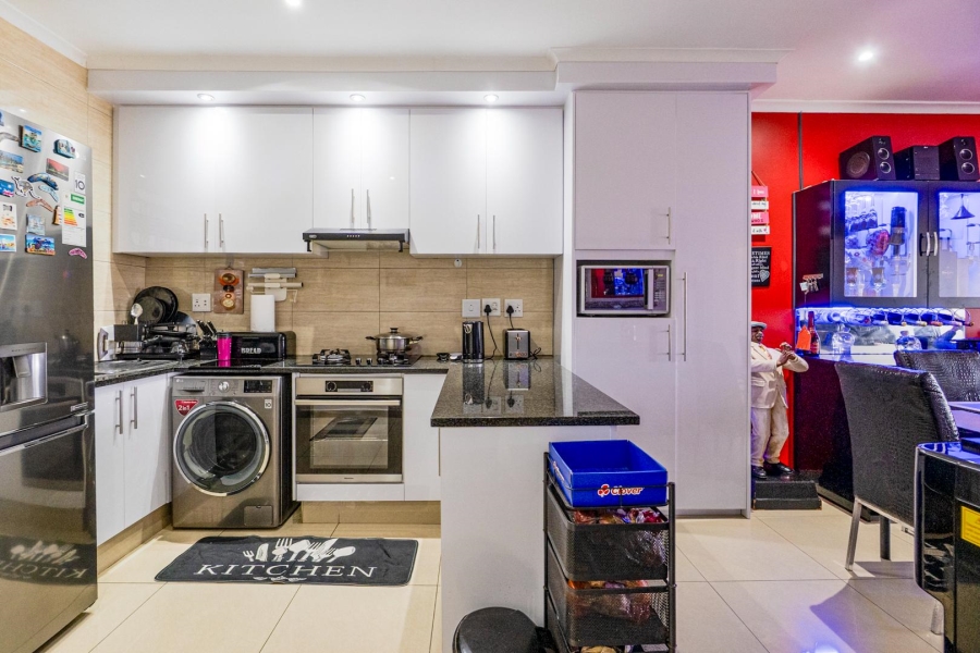 2 Bedroom Property for Sale in Amanzimtoti KwaZulu-Natal