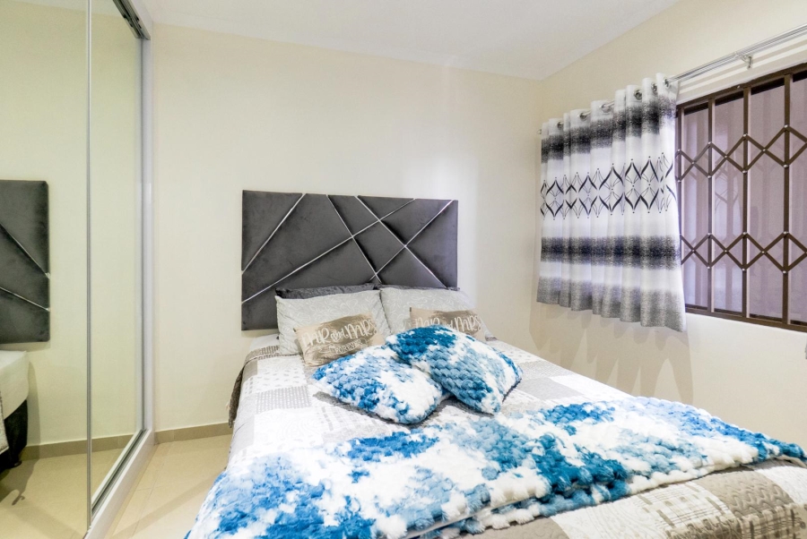 2 Bedroom Property for Sale in Amanzimtoti KwaZulu-Natal
