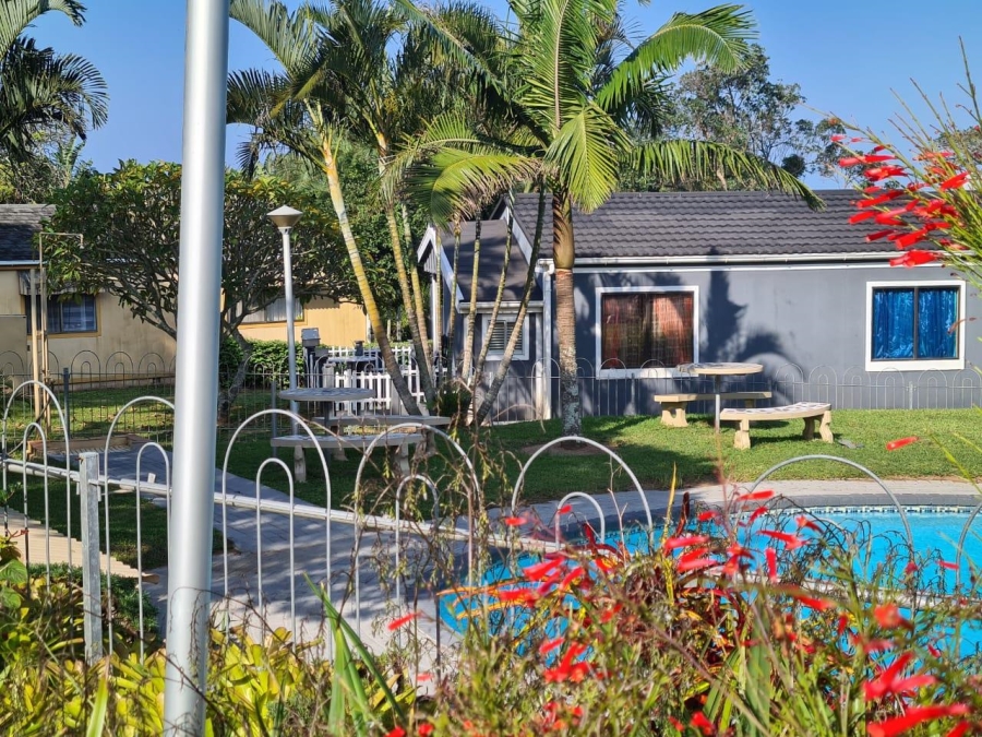 2 Bedroom Property for Sale in Hibberdene KwaZulu-Natal