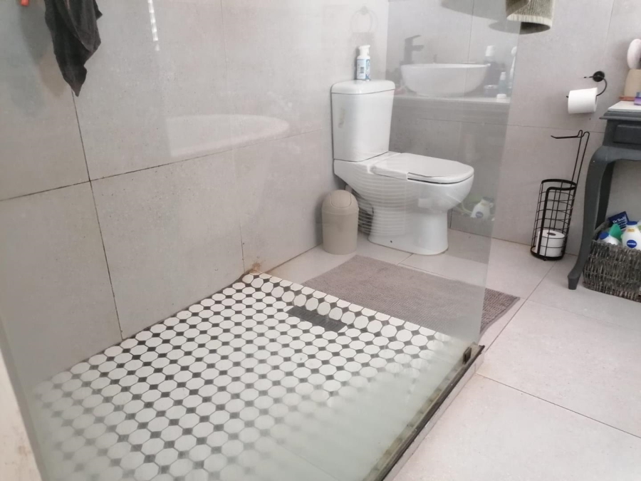 6 Bedroom Property for Sale in Drummond KwaZulu-Natal