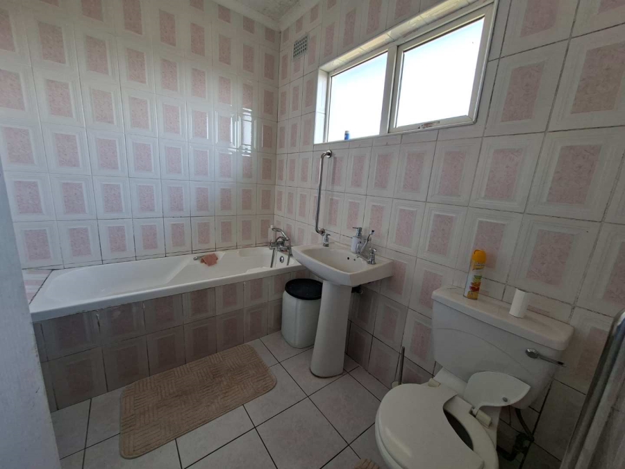 3 Bedroom Property for Sale in Shallcross KwaZulu-Natal
