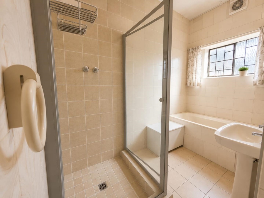 2 Bedroom Property for Sale in Windermere KwaZulu-Natal