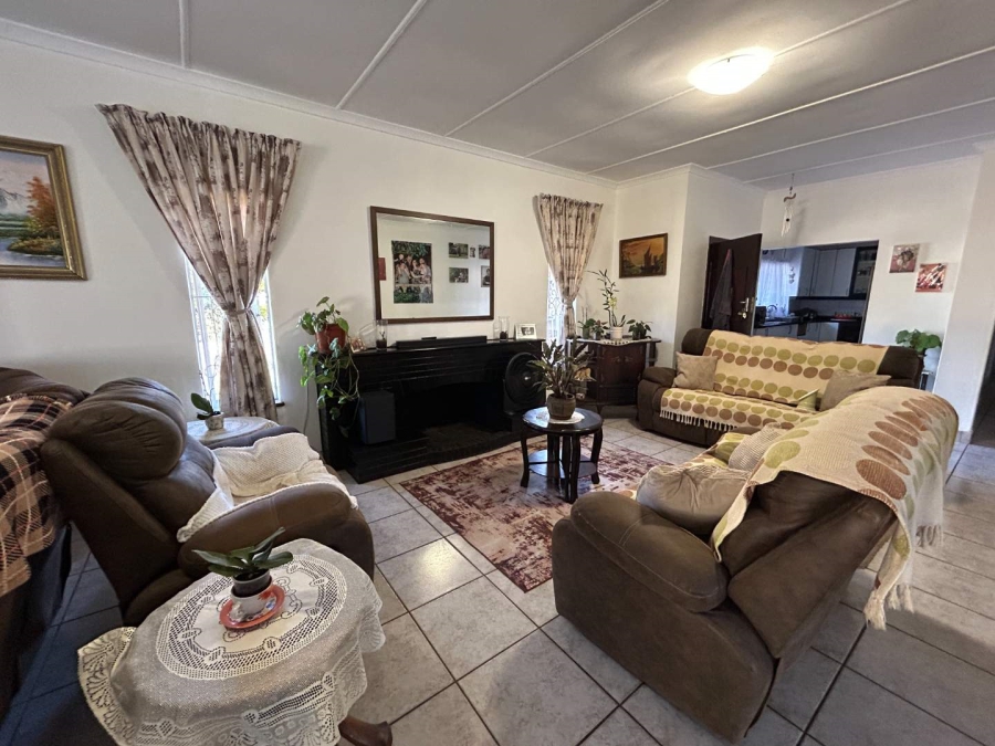 5 Bedroom Property for Sale in Gillitts KwaZulu-Natal