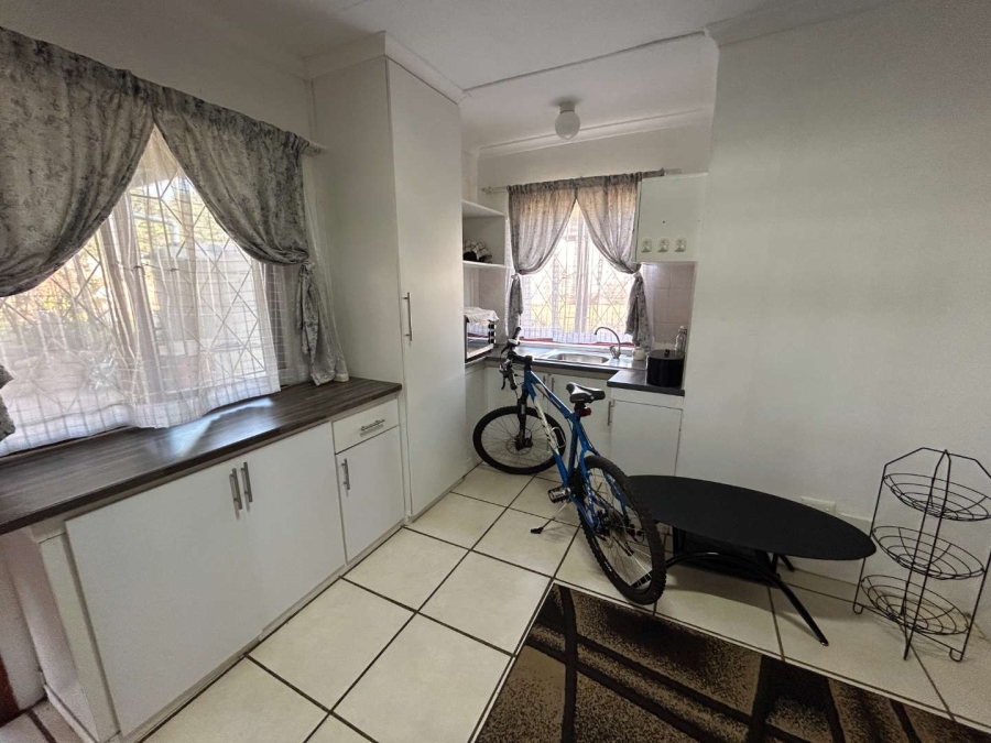 5 Bedroom Property for Sale in Gillitts KwaZulu-Natal