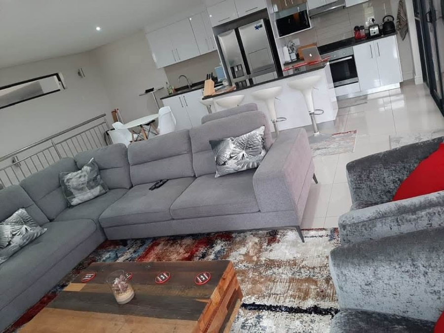 To Let 2 Bedroom Property for Rent in La Mercy KwaZulu-Natal
