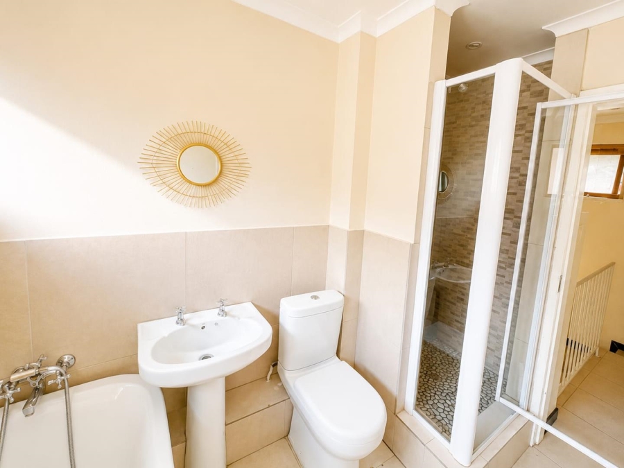 3 Bedroom Property for Sale in Glenwood KwaZulu-Natal