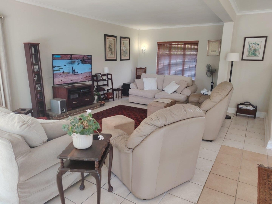 4 Bedroom Property for Sale in Mount Edgecombe Country Estate KwaZulu-Natal