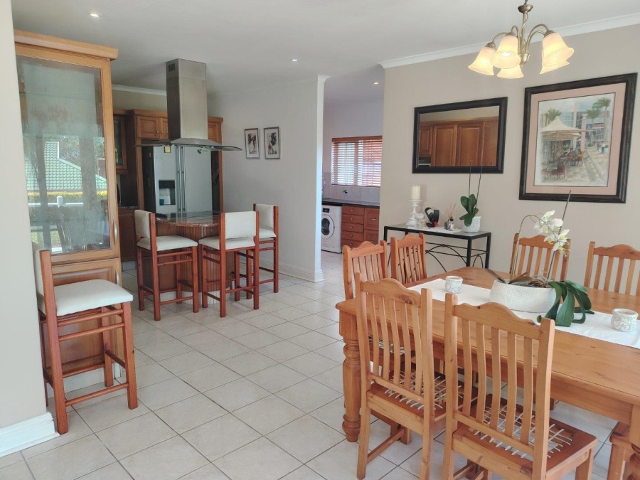 4 Bedroom Property for Sale in Mount Edgecombe Country Estate KwaZulu-Natal