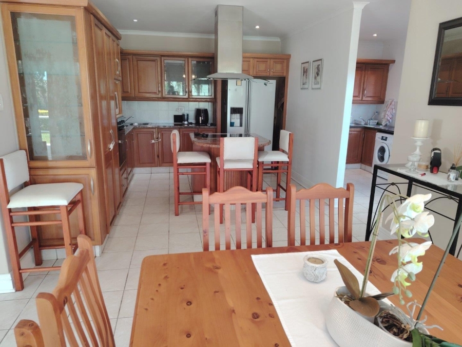 4 Bedroom Property for Sale in Mount Edgecombe Country Estate KwaZulu-Natal