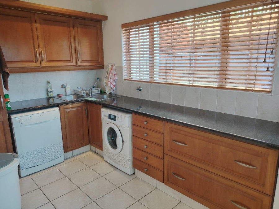 4 Bedroom Property for Sale in Mount Edgecombe Country Estate KwaZulu-Natal