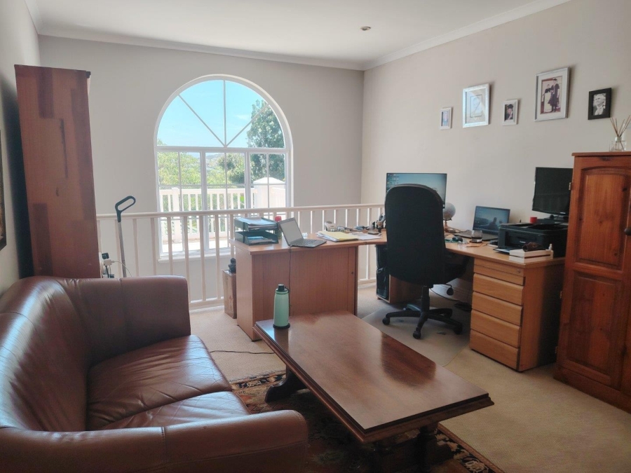 4 Bedroom Property for Sale in Mount Edgecombe Country Estate KwaZulu-Natal