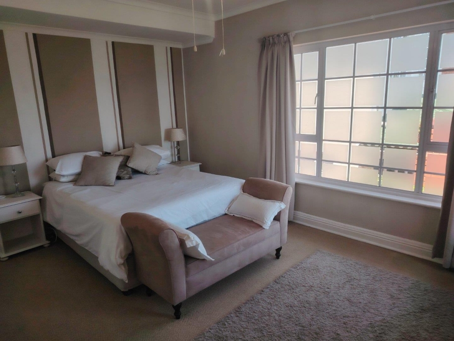 4 Bedroom Property for Sale in Mount Edgecombe Country Estate KwaZulu-Natal