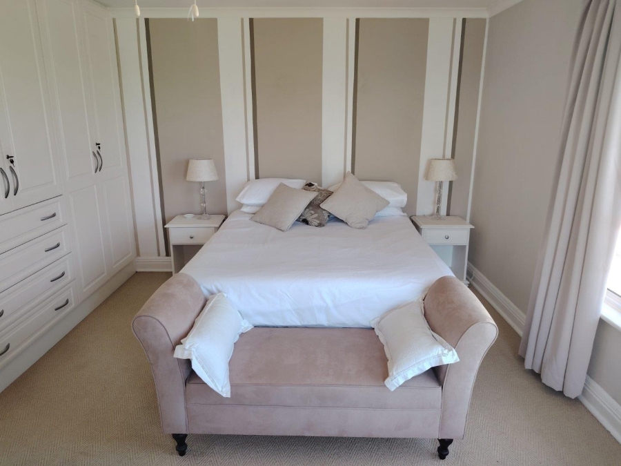 4 Bedroom Property for Sale in Mount Edgecombe Country Estate KwaZulu-Natal