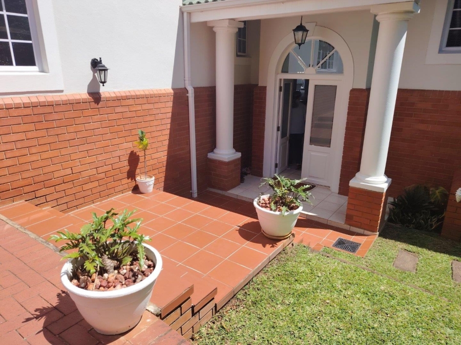 4 Bedroom Property for Sale in Mount Edgecombe Country Estate KwaZulu-Natal