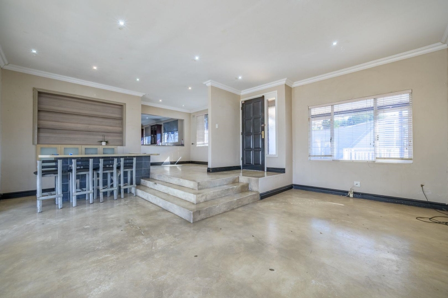 3 Bedroom Property for Sale in Glen Ashley KwaZulu-Natal
